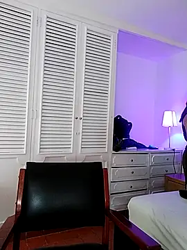 Adel Nesbiit online show from 03/02/26, 07:43