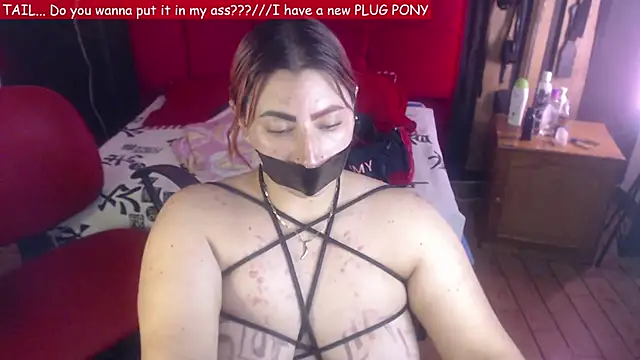 Snapshot of Lava_Vulcain chatting on 12/20/24, 07:39 Lava Vulcain online show from 12/20/24, 07:39