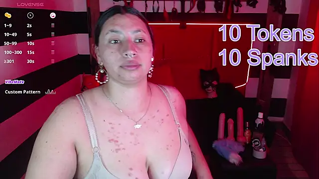 Snapshot of Lava_Vulcain chatting on 10/17/25, 02:52 Lava Vulcain online show from 10/17/25, 02:52