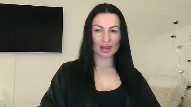 Snapshot of Helena7077 chatting on 01/30/25, 11:45 Helena7077 online show from 01/30/25, 11:45