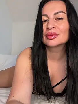 Helena7077 online show from 04/23/26, 11:20