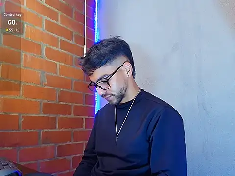 Leandro valenzuela online show from 10/29/25, 03:25