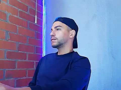 Leandro valenzuela online show from 11/06/25, 03:02