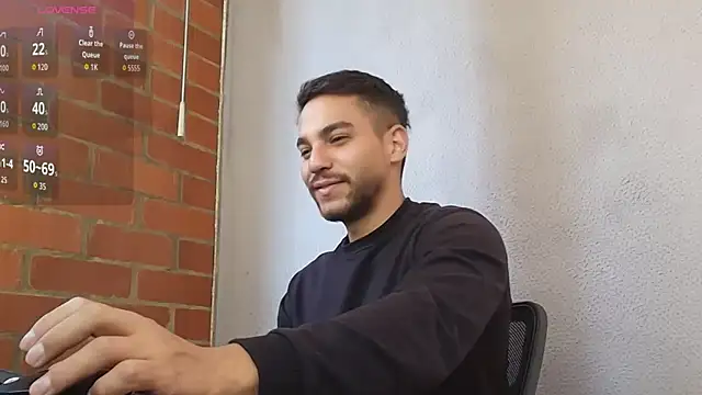 Leandro valenzuela online show from 04/08/26, 03:12