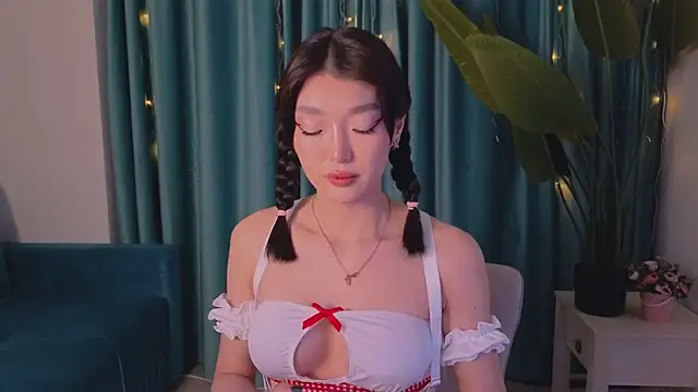 AudreyMell online show from 01/25/25, 03:09