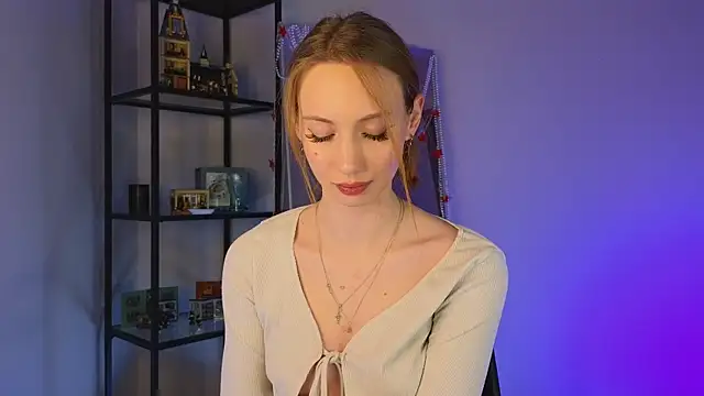 Snapshot of elfinvibes chatting on 01/27/25, 09:23 elfinvibes online show from 01/27/25, 09:23