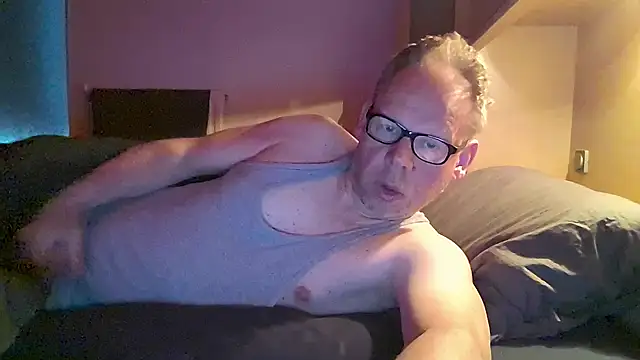 kinkyslet8 online show from 05/03/26, 06:30