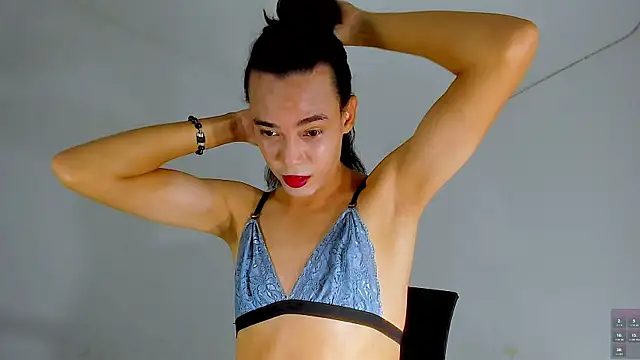 NickSull   online show from 10/20/25, 06:36