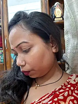 DREAM GIRL-30 online show from 03/21/25, 12:50