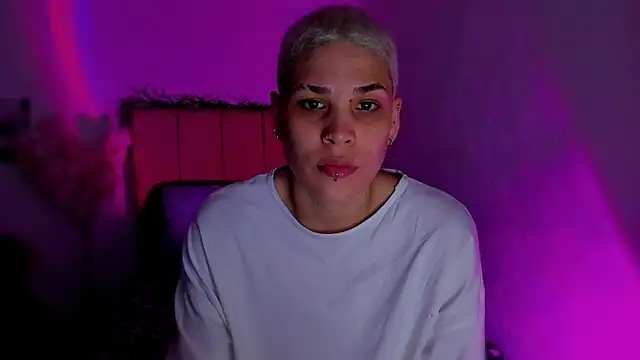 Charlee pink online show from 02/21/26, 04:35