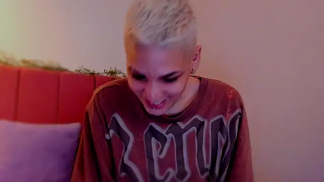 Charlee pink online show from 03/06/26, 06:04