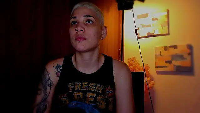 Charlee pink online show from 03/08/26, 12:08