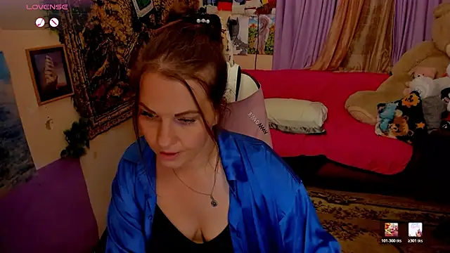 Snapshot of masha19981 chatting on 08/07/26, 09:17 masha19981 online show from 08/07/26, 09:17