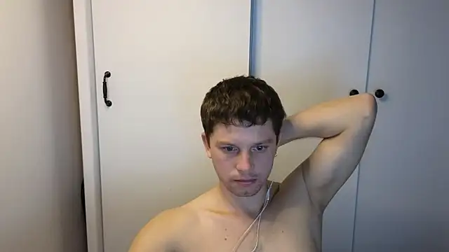 BigL0ve online show from 11/18/25, 01:59