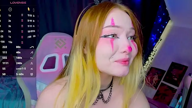 ElswythCovil online show from 03/30/26, 04:02