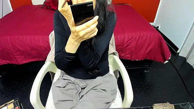 Snapshot of Abrillee1 chatting on 01/31/25, 07:29 Abrillee1 online show from 01/31/25, 07:29