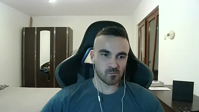 mu5clemania2 online show from 12/22/25, 06:49