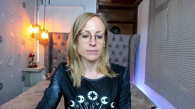 Snapshot of SammySanders chatting on 01/03/25, 08:11 SammySanders online show from 01/03/25, 08:11