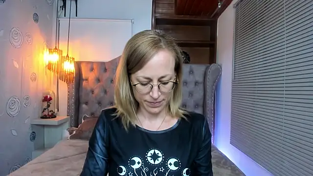 Snapshot of SammySanders chatting on 01/03/25, 11:12 SammySanders online show from 01/03/25, 11:12