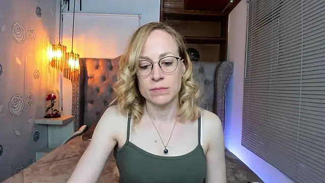 Snapshot of SammySanders chatting on 01/17/25, 11:07 SammySanders online show from 01/17/25, 11:07