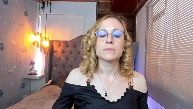 Snapshot of SammySanders chatting on 01/22/25, 05:17 SammySanders online show from 01/22/25, 05:17