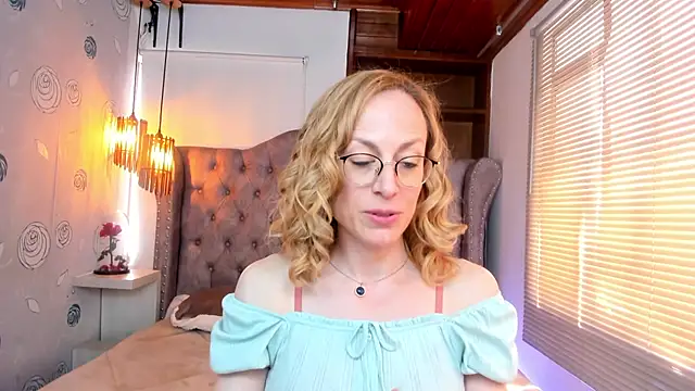 Snapshot of SammySanders chatting on 01/24/25, 06:25 SammySanders online show from 01/24/25, 06:25