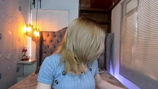 Snapshot of SammySanders chatting on 01/28/25, 03:35 SammySanders online show from 01/28/25, 03:35