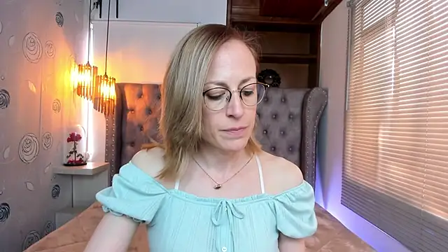 Snapshot of SammySanders chatting on 01/29/25, 05:24 SammySanders online show from 01/29/25, 05:24