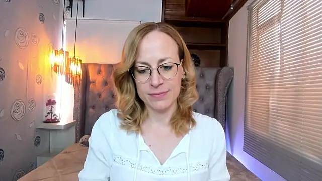 Snapshot of SammySanders chatting on 02/07/25, 04:35 SammySanders online show from 02/07/25, 04:35