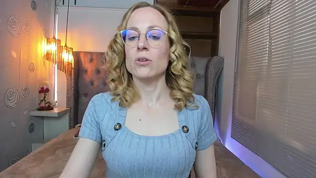 Snapshot of SammySanders chatting on 02/25/25, 07:58 SammySanders online show from 02/25/25, 07:58