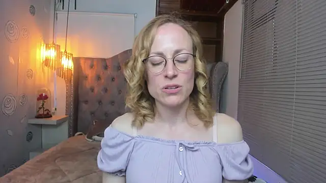 Snapshot of SammySanders chatting on 02/26/25, 11:04 SammySanders online show from 02/26/25, 11:04