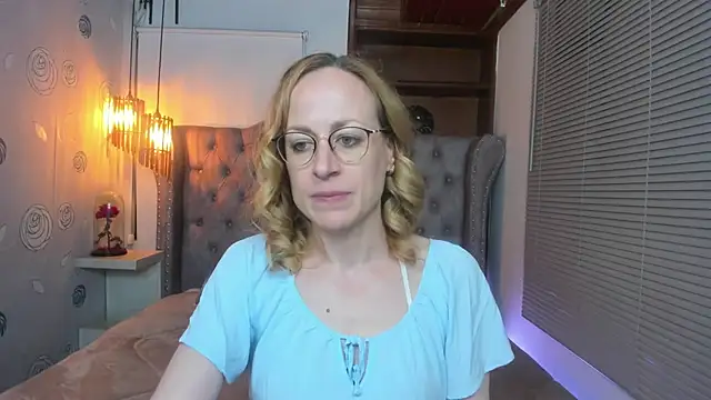 Snapshot of SammySanders chatting on 03/19/25, 11:25 SammySanders online show from 03/19/25, 11:25