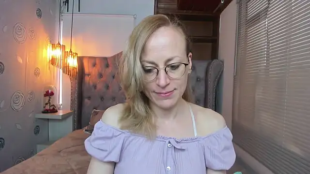 Snapshot of SammySanders chatting on 03/22/25, 12:14 SammySanders online show from 03/22/25, 12:14