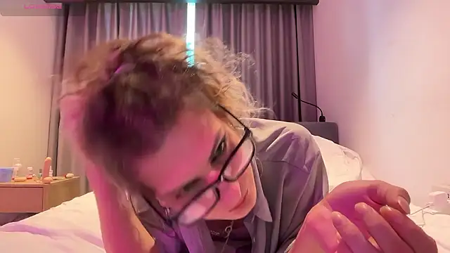 Alice Pinkhead online show from 03/10/26, 07:13