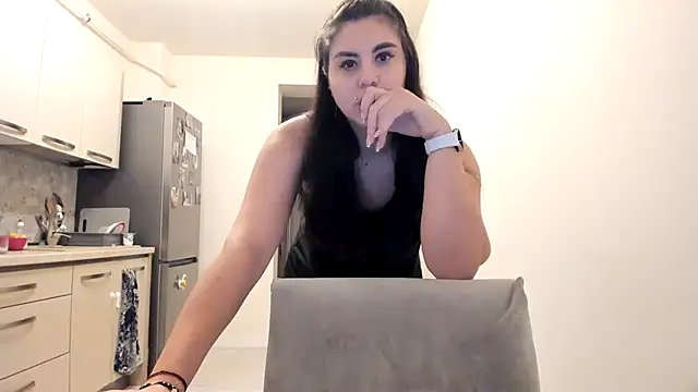 Snapshot of cuplu29 chatting on 01/06/25, 04:58 cuplu29 online show from 01/06/25, 04:58