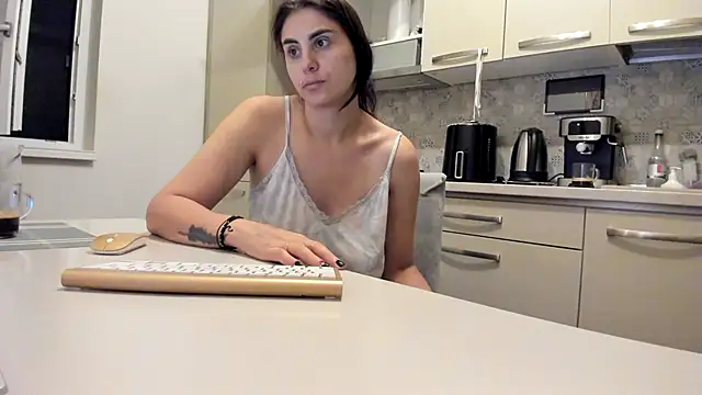 Snapshot of cuplu29 chatting on 07/02/26, 10:27 cuplu29 online show from 07/02/26, 10:27