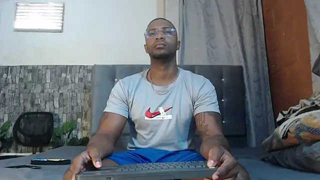 Snapshot of Joseephjackson chatting on 07/03/26, 02:34 Joseephjackson online show from 07/03/26, 02:34