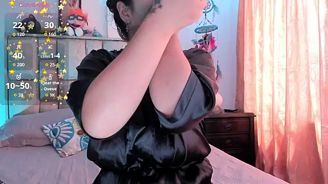 brianaGuzman online show from 11/10/25, 04:50