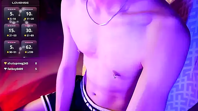 Snapshot of FEIYU001 chatting on 01/06/25, 02:36 FEIYU001 online show from 01/06/25, 02:36