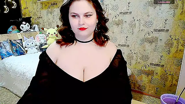 WhisperInTheDarkk online show from 02/05/25, 10:12