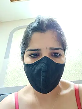 Snapshot of aaliya_bhattt chatting on 02/20/25, 09:11 aaliya bhattt online show from 02/20/25, 09:11