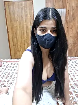 Snapshot of aaliya_bhattt chatting on 07/02/26, 06:47 aaliya bhattt online show from 07/02/26, 06:47