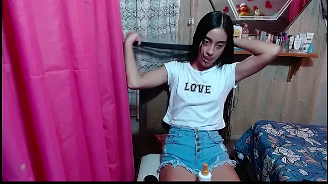 Lunawillis online show from 04/24/26, 07:16