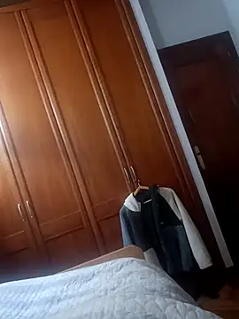 AAngel20 online show from 11/26/25, 10:44