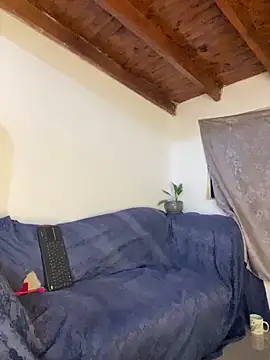 AndresSmith   online show from 03/17/26, 08:28