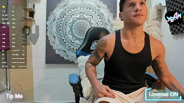 nakedfoam1 online show from 02/18/26, 04:08