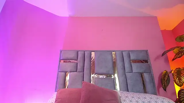 Bianca ks online show from 03/08/25, 06:32