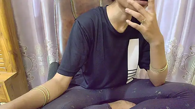 Srabontii online show from 09/26/25, 11:14