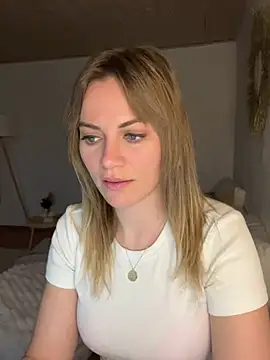 Milla  one online show from 01/20/25, 03:50