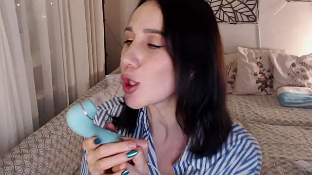 pepper milf online show from 12/14/24, 07:03